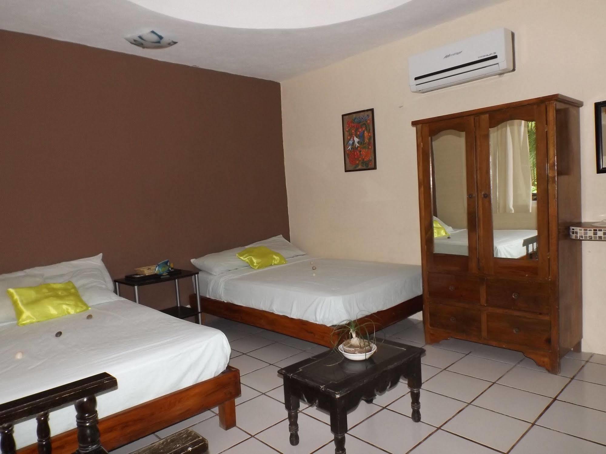 Nido Del Quetzal Hotel Bacalar Esterno foto