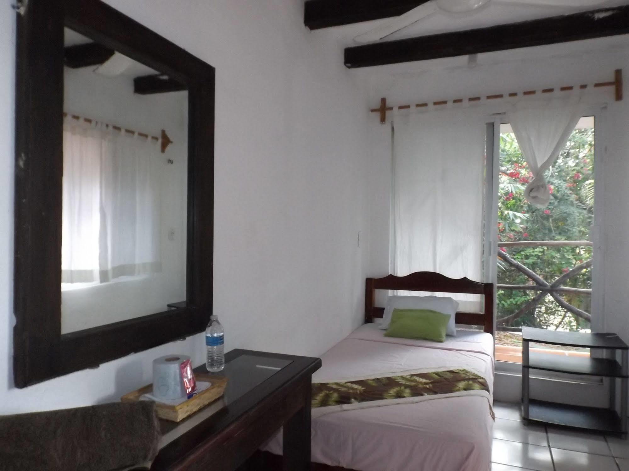Nido Del Quetzal Hotel Bacalar Esterno foto