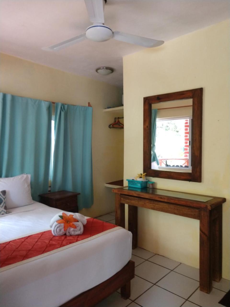 Nido Del Quetzal Hotel Bacalar Esterno foto
